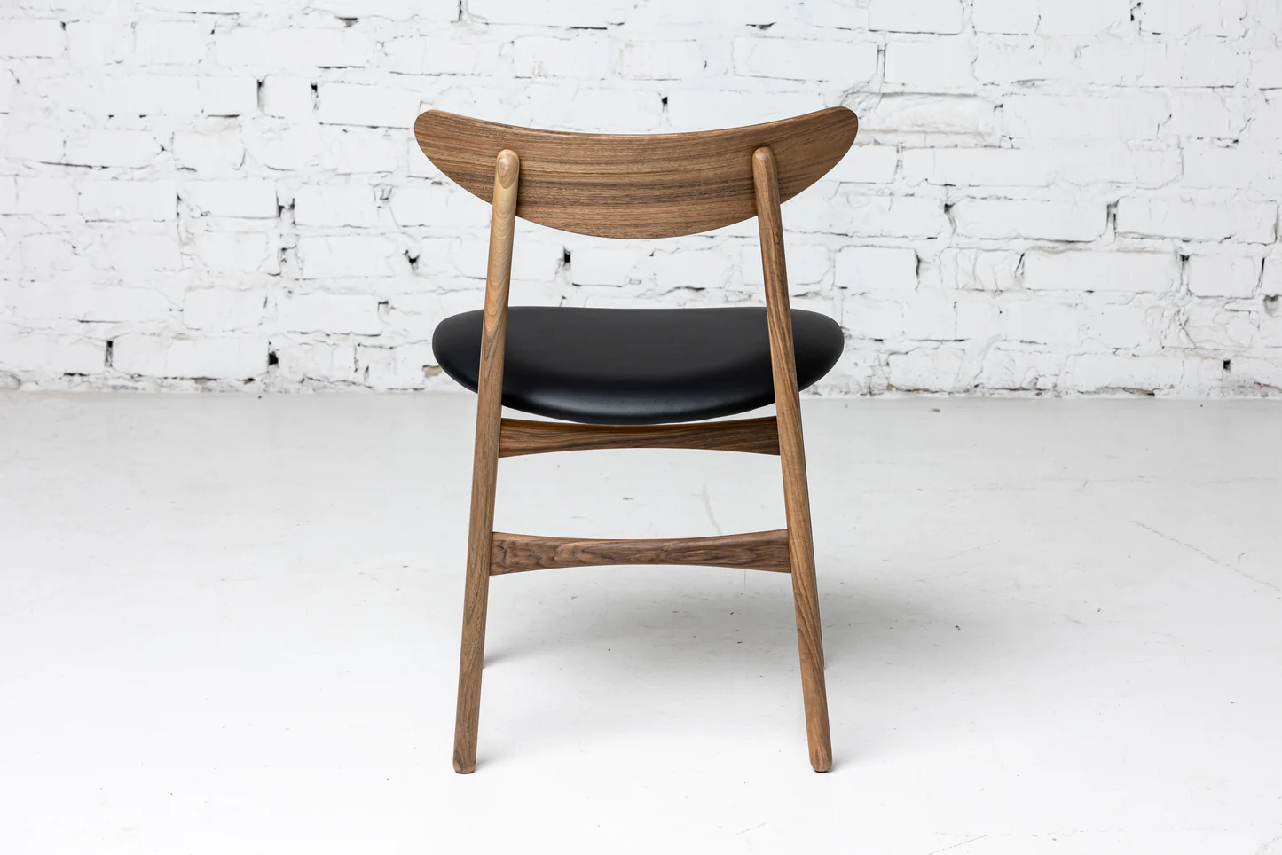 Solid Wood Dining Chair in Dark Walnut and Natural Black Leather - Ultimate Comfort!