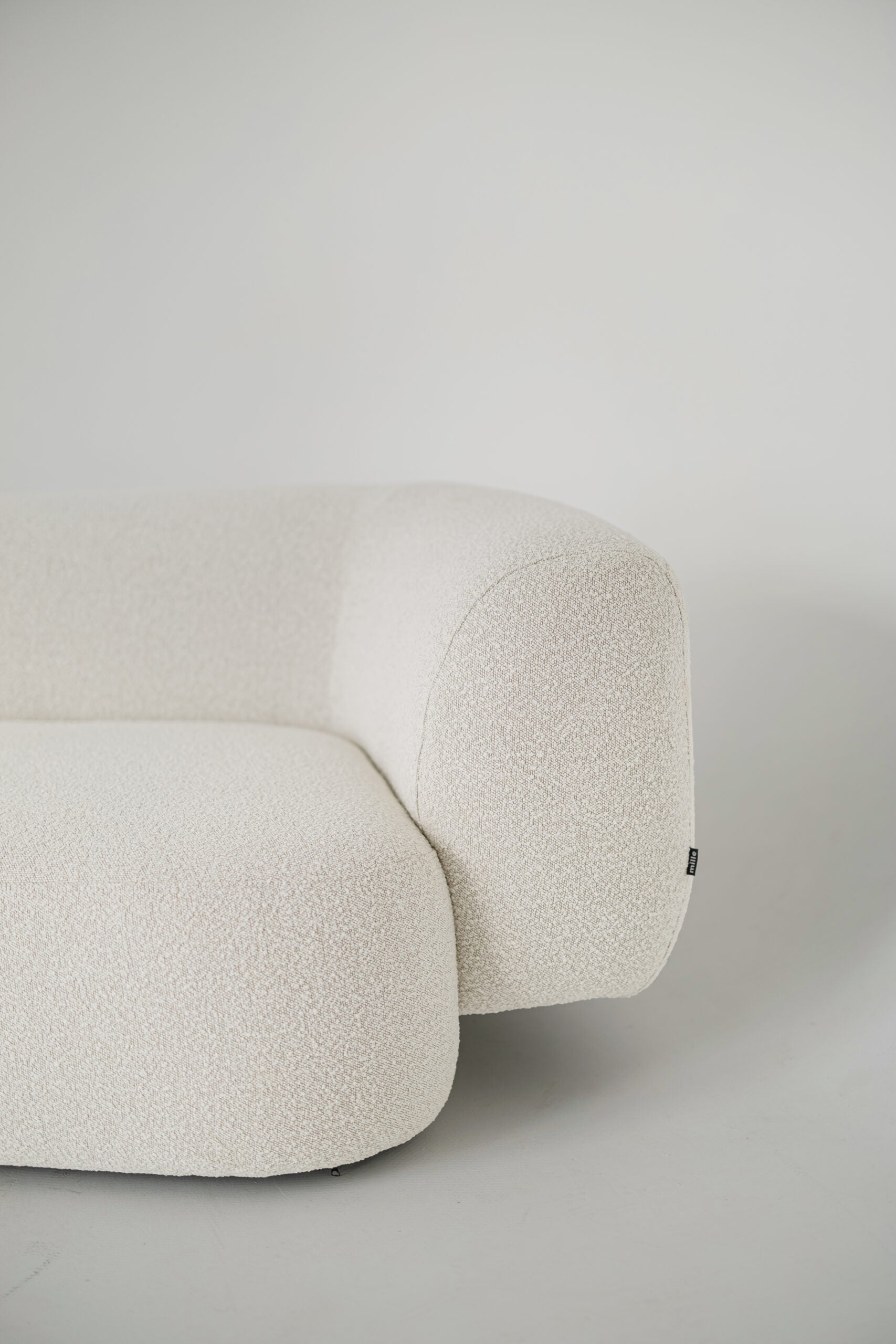 Elegant memory foam modular sofa with premium fabric – perfect for modern living rooms.
