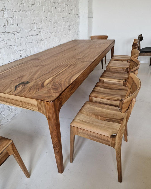 How to Choose the Perfect Dining Table for Your Home