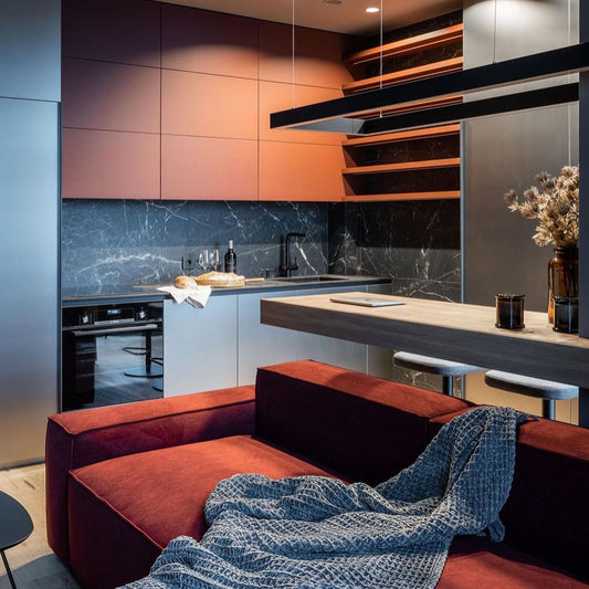 Modernes modulares Ecksofa aus rotem Stoff, hergestellt in Europa