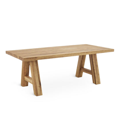 Beli farmer style solid wood dining table in clear oak, ultimate comfort and luxury. 