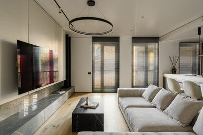 Deep-seated sectional sofa with low backseat – perfect for lounging.