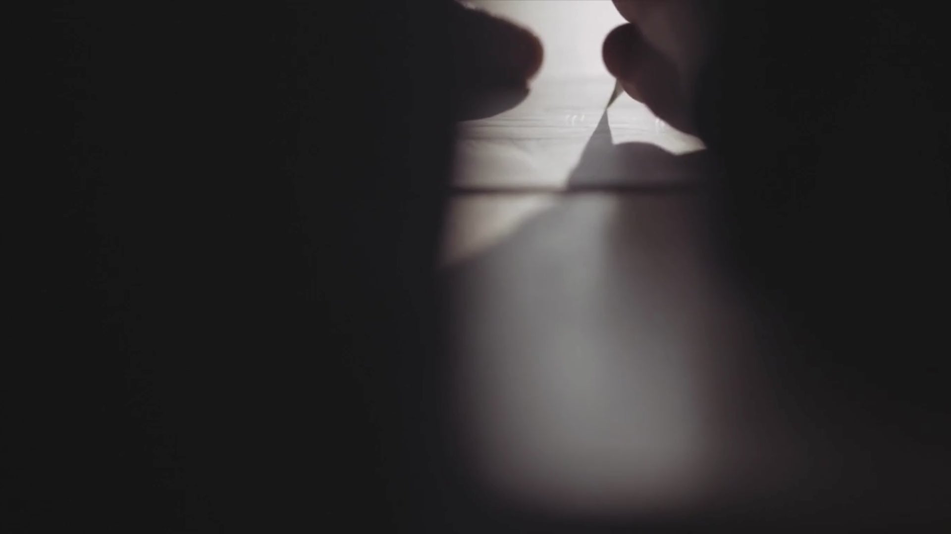Cargar video: Indulge in behind the scenes of Talia Haus!