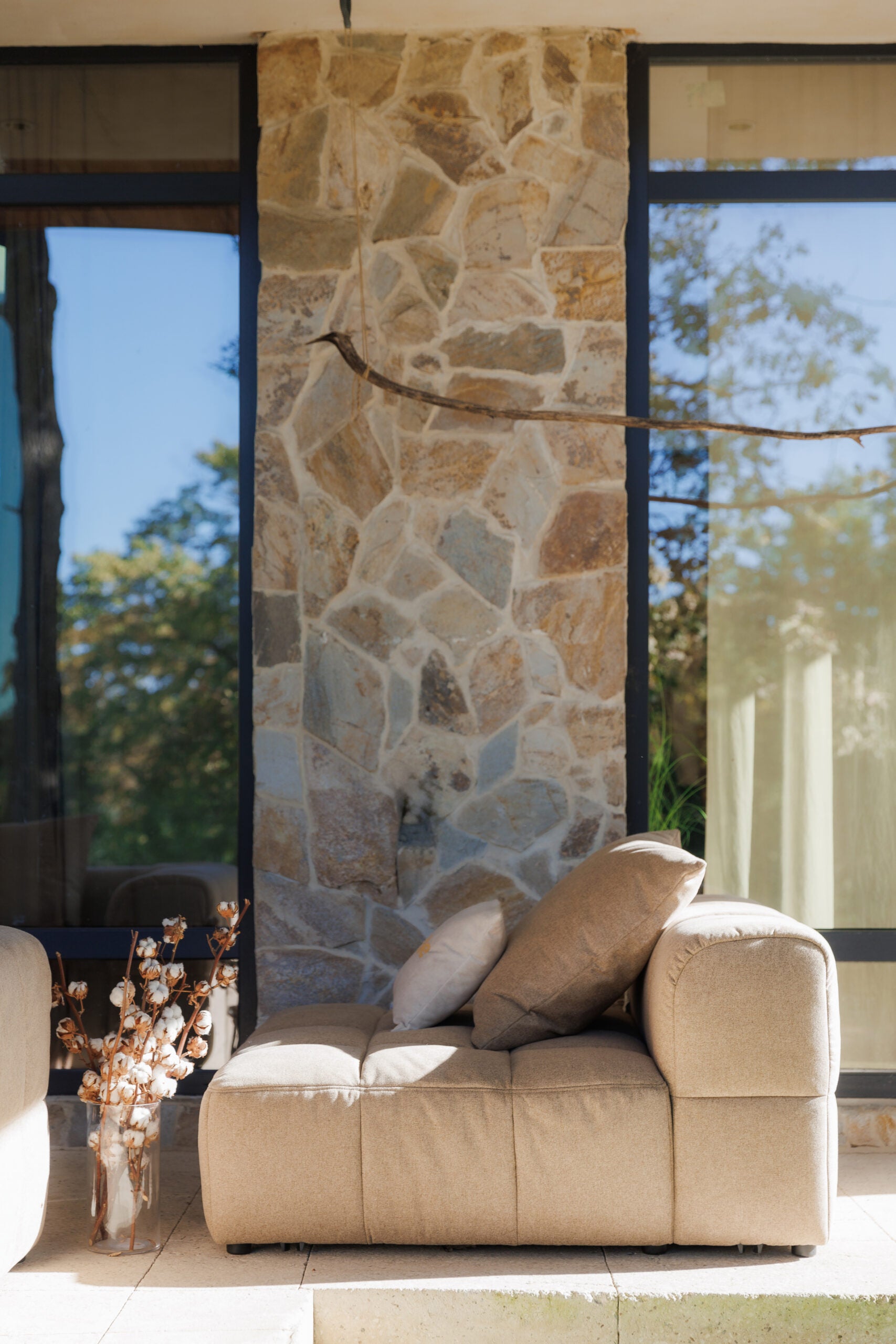 Modern deep seat modular sofa with sleek lines – perfect for contemporary interiors.